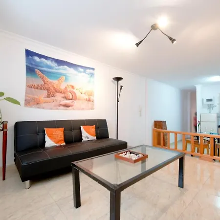 Апартаменты Three Bedroom In Playa De Arinaga Лас-Пальмас-де-Гран-Канария