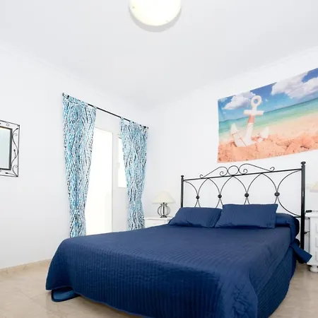 Three Bedroom In Playa De Arinaga Апартаменты Лас-Пальмас-де-Гран-Канария