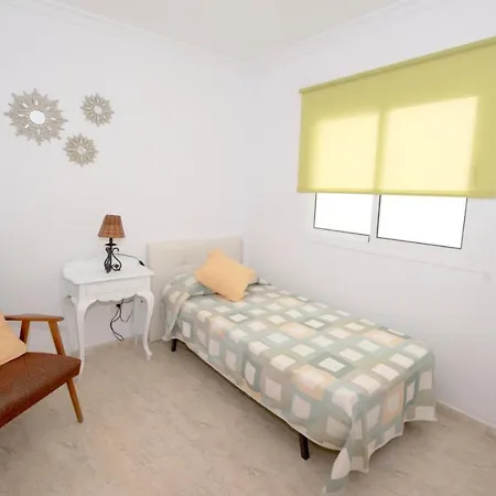 Three Bedroom In Playa De Arinaga * Лас-Пальмас-де-Гран-Канария